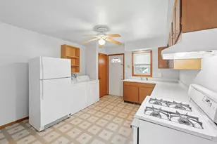 1220-1222 Park Ave, Chesterton, IN 46304 - Photo 14