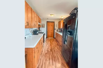 805 Sunset Drive, Kouts, IN 46347 - Photo 4