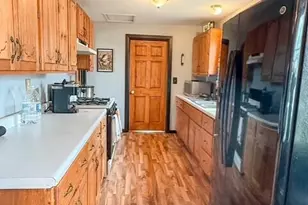 805 Sunset Dr, Kouts, IN 46347 - Photo 4