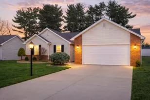 414 17th St SE, Demotte, IN 46310 - Photo 1