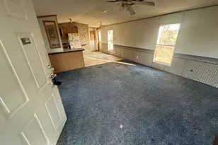 13219 W 550 N, Medaryville, IN 47957 - Photo 2