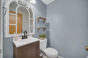 225 Beiriger Dr, Dyer, IN 46311 - Photo 10