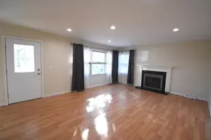 360 E Arnotts Dr, Rensselaer, IN 47978 - Photo 10