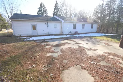 360 E Arnotts Drive, Rensselaer, IN 47978 - Photo 36