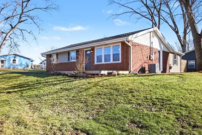 1700 Clayton Street, Valparaiso, IN 46383 - Photo 2