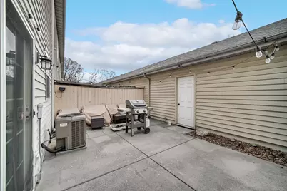 8822 Saint James Place, Highland, IN 46322 - Photo 18