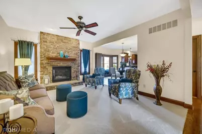 10406 Silver Maple Drive, Saint John, IN 46373 - Photo 12