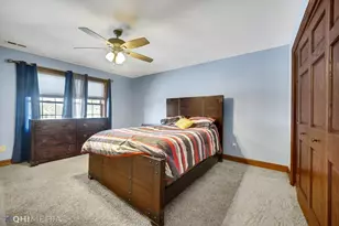 10406 Silver Maple Dr, Saint John, IN 46373 - Photo 24