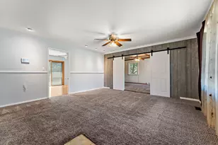 739 Eagle Creek Rd, Valparaiso, IN 46385 - Photo 4