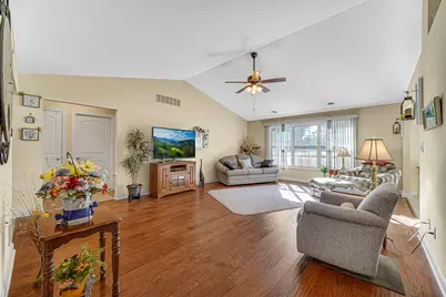 805 Veterans Lane, Crown Point, IN 46307 - Photo 4