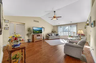 805 Veterans Ln, Crown Point, IN 46307 - Photo 8