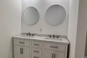 5042 Reading Ave, East Chicago, IN 46312 - Photo 12