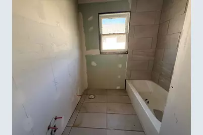 434 Pierce Street, Gary, IN 46402 - Photo 6