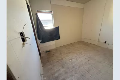 434 Pierce Street, Gary, IN 46402 - Photo 8