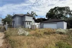 600 Pierce St, Gary, IN 46402 - Photo 2