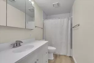 1444 Woodview Dr, Schererville, IN 46375 - Photo 14