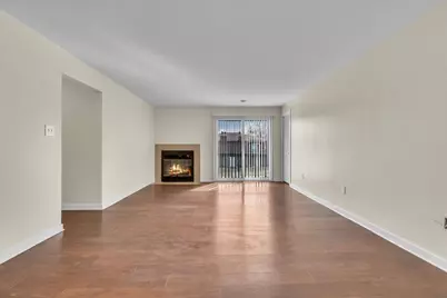 1444 Woodview Drive #7, Crown Point, IN 46307 - Photo 4