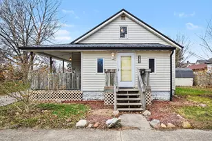602 Illinois St, Walkerton, IN 46574 - Photo 1