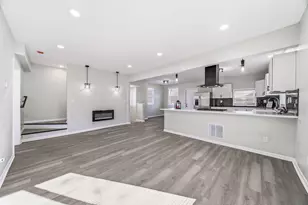 407 Polk St, Gary, IN 46402 - Photo 8