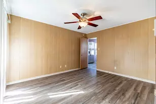 715 N Harvey St, Griffith, IN 46319 - Photo 18