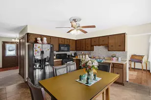 3237 Atlanta Ct, Portage, IN 46368 - Photo 8