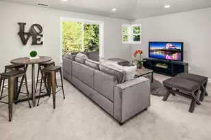 9353 Corydalis Ave, Saint John, IN 46373 - Photo 16