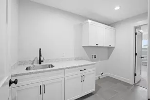 9353 Corydalis Ave, Saint John, IN 46373 - Photo 28