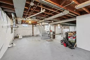 1670 W 61st Pl, Merrillville, IN 46410 - Photo 14