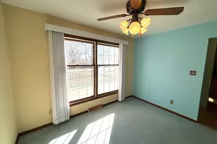 3863 Kingsway Dr, Crown Point, IN 46307 - Photo 12