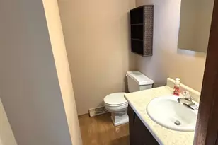 3863 Kingsway Dr, Crown Point, IN 46307 - Photo 14