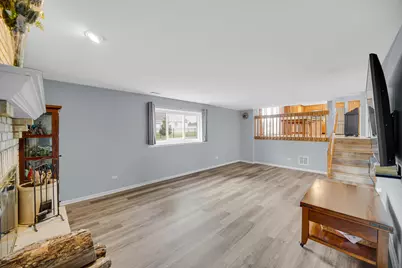 901 Robin Court, Dyer, IN 46311 - Photo 20