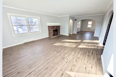 313 N Carroll Avenue, Michigan City, IN 46360 - Photo 6