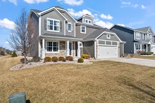 508 E 119th Pl, Crown Point, IN 46307 - Photo 2