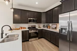 10842 N 1000 W, Demotte, IN 46310 - Photo 6