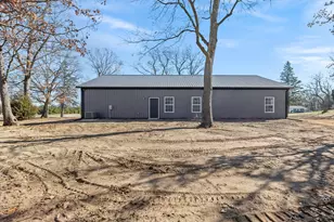 10842 N 1000 W, Demotte, IN 46310 - Photo 16
