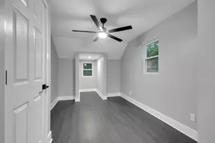 859 Fayette St, Gary, IN 46403 - Photo 18