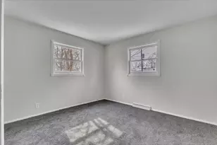 215 Glencove Dr, Michigan City, IN 46360 - Photo 8