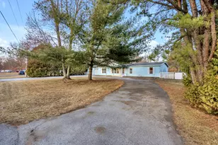 14865 Heritage Dr W, Wheatfield, IN 46392 - Photo 4