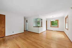 925 N Warren St, Gary, IN 46403 - Photo 2