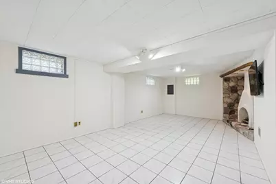 925 N Warren Street, Gary, IN 46403 - Photo 12