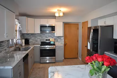 300 W 54th Place, Merrillville, IN 46410 - Photo 6