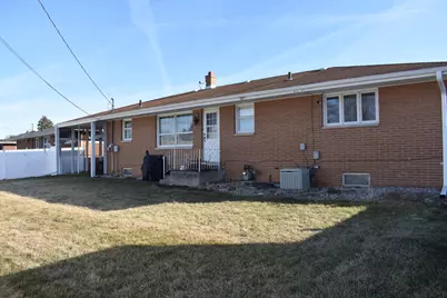 300 W 54th Place, Merrillville, IN 46410 - Photo 4