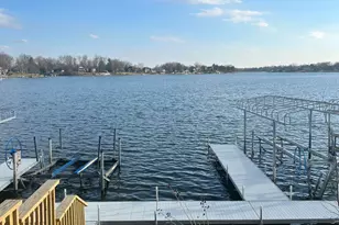 2513 E Lakeshore Dr, Crown Point, IN 46307 - Photo 16