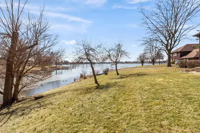 2513 E Lakeshore Drive #7, Crown Point, IN 46307 - Photo 14