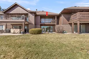 2513 E Lakeshore Dr, Crown Point, IN 46307 - Photo 2