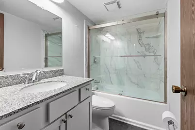 2513 E Lakeshore Drive #7, Crown Point, IN 46307 - Photo 12