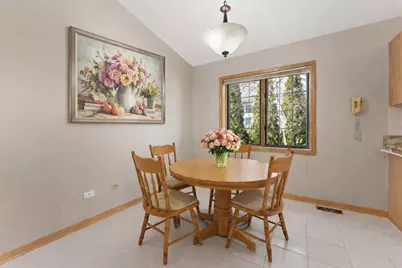 1459 Carriage Oaks Court, Dyer, IN 46311 - Photo 14