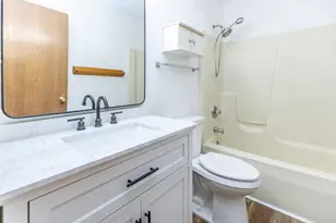 1215 Sturdy Rd, Valparaiso, IN 46383 - Photo 20