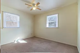 539 S Rensselaer St, Griffith, IN 46319 - Photo 20