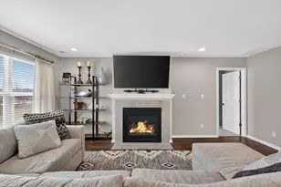 2310 Hudson Rd, Valparaiso, IN 46385 - Photo 6